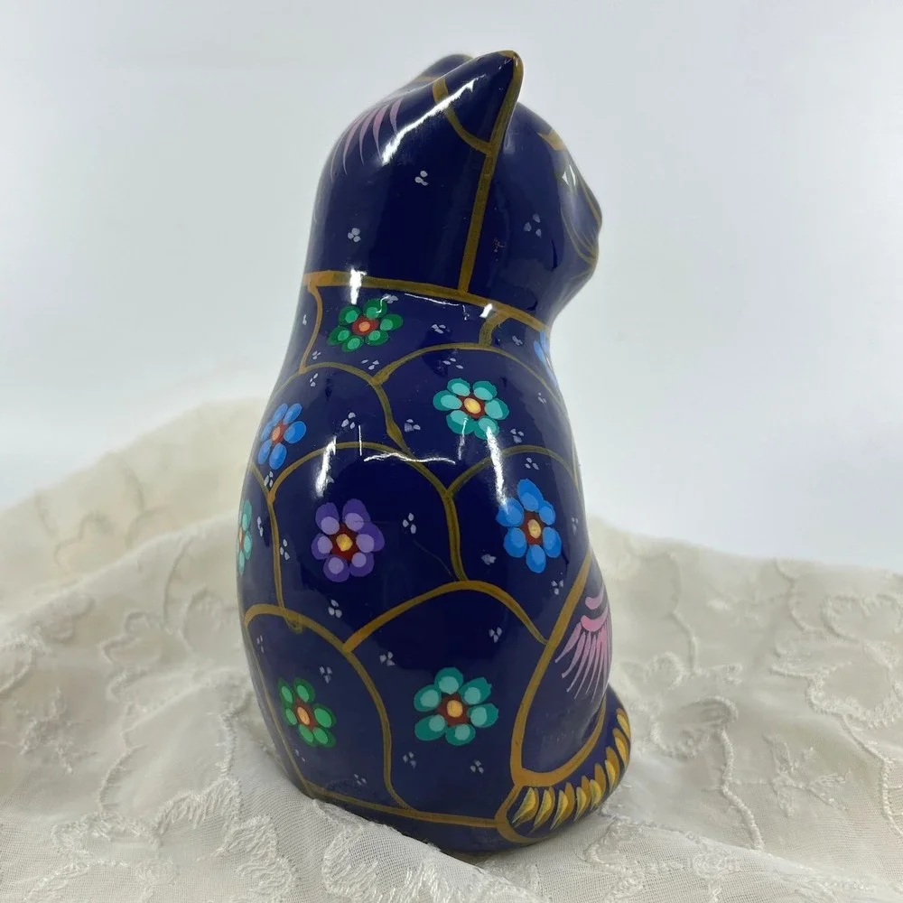 Vintage Hand Painted Ceramic Mexican Folk Art Talavera Cat Figurine With Flowers